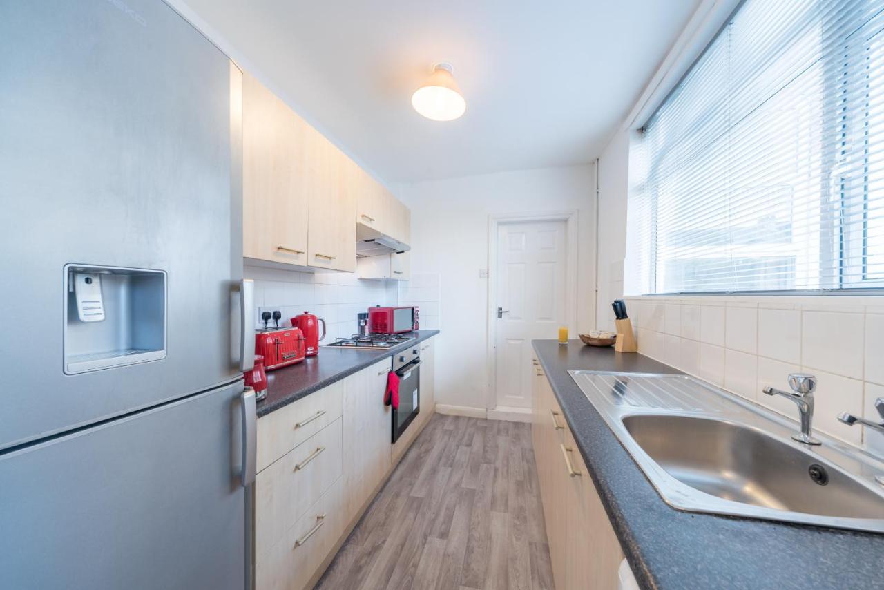 3 Bedroom Saks - 2 Living Area House In Newland Ave Hull Kingston upon Hull Luaran gambar