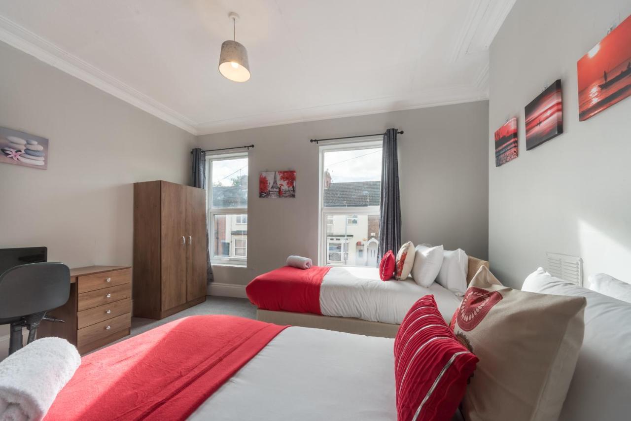 3 Bedroom Saks - 2 Living Area House In Newland Ave Hull Kingston upon Hull Luaran gambar