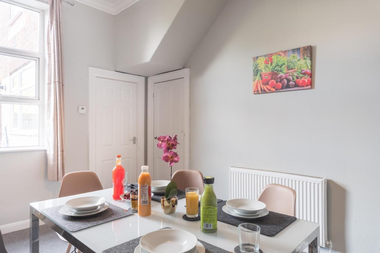 3 Bedroom Saks - 2 Living Area House In Newland Ave Hull Kingston upon Hull Luaran gambar